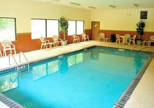 фото отеля Quality Inn & Suites Decorah
