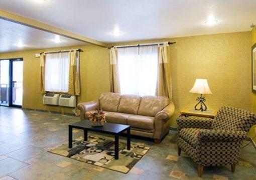 фото отеля Quality Inn & Suites Decorah