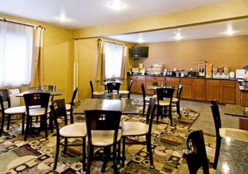 фото отеля Quality Inn & Suites Decorah