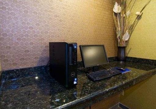 фото отеля Quality Inn & Suites Decorah