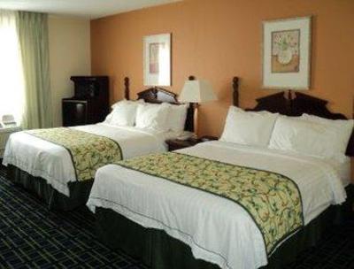 фото отеля Baymont Inn and Suites Greensburg