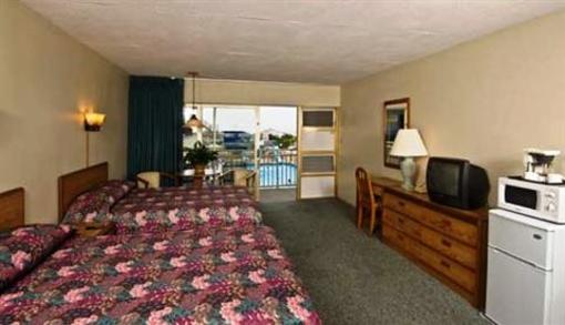 фото отеля Attache Resort Motel