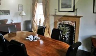 фото отеля Rhandregynwen Hall Bed and Breakfast Llanymynech