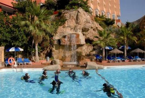 фото отеля Diverhotel Aguadulce
