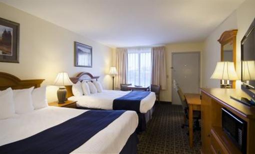фото отеля BEST WESTERN War Bonnet Inn