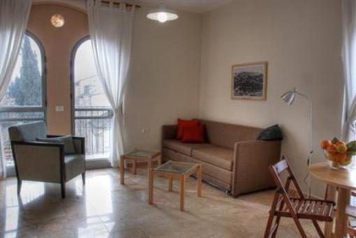 фото отеля The Court Yard Boutique Apartments