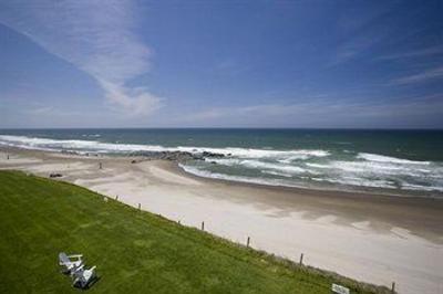 фото отеля The Coho Oceanfront Lodge
