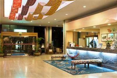 фото отеля Okinawa Kariyushi Ryukyu Hotel Naha