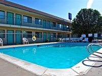 Motel 6 Pueblo