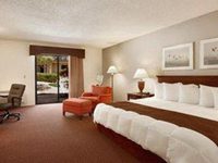 Yucca Valley Inn and Suites