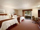 фото отеля Yucca Valley Inn and Suites
