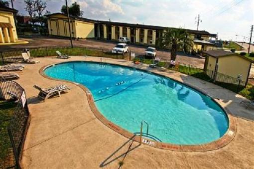 фото отеля America's Best Inn & Suites Augusta