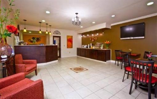 фото отеля America's Best Inn & Suites Augusta