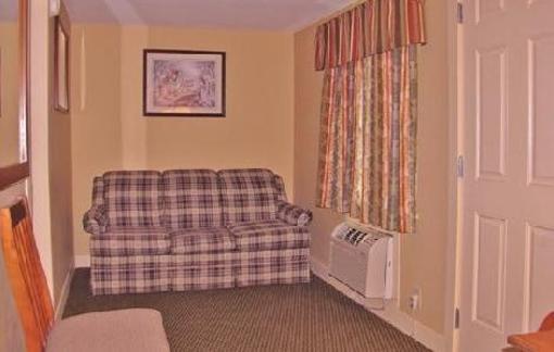 фото отеля Mt. Madison Inn & Suites