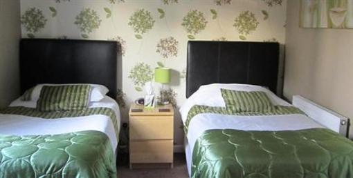 фото отеля Water's Edge Bed and Breakfast