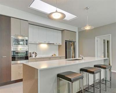 фото отеля Traralgon Serviced Apartments