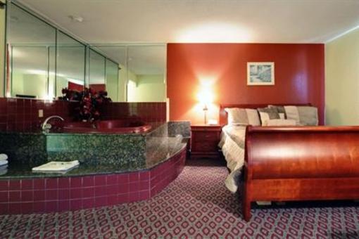 фото отеля Americas Best Value Inn & Suites Opelika