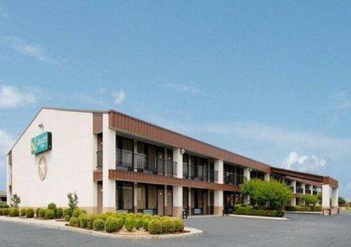фото отеля Quality Inn Paris (Texas)