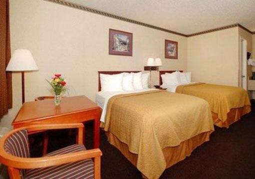фото отеля Quality Inn Paris (Texas)