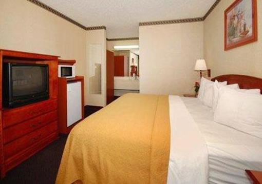 фото отеля Quality Inn Paris (Texas)