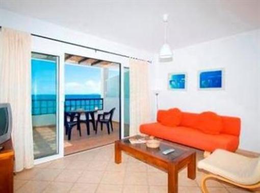 фото отеля Apartments La Avenida Lanzarote