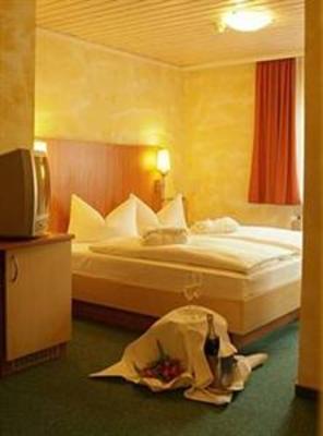 фото отеля Hotel Wilder Mann Aschaffenburg