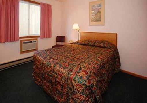 фото отеля Econo Lodge Escanaba