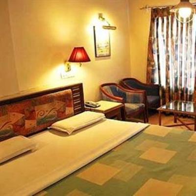 фото отеля Maharaja Residency Hotel