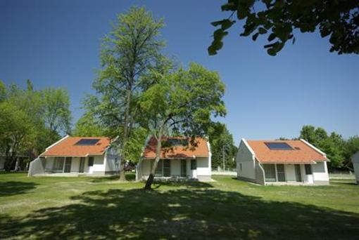 фото отеля Termal Kemping Apartmanok es Bungalok