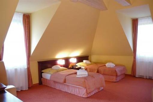 фото отеля Hotel Hradna Brana