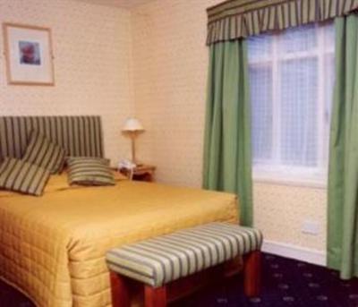 фото отеля West Port Hotel