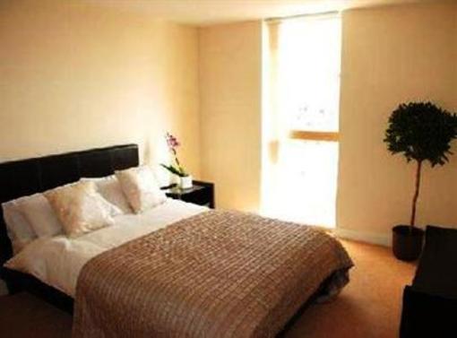 фото отеля Executive Apartments Milton Keynes