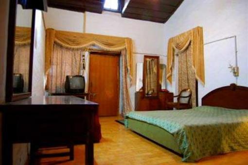 фото отеля Royal Hotel Nainital