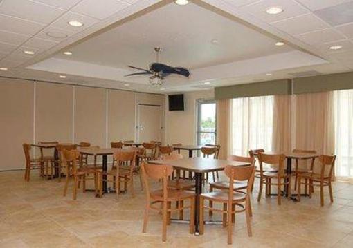 фото отеля Sleep Inn & Suites Port Charlotte