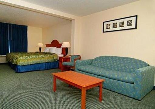 фото отеля Sleep Inn & Suites Port Charlotte