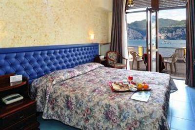 фото отеля Hotel Malcesine