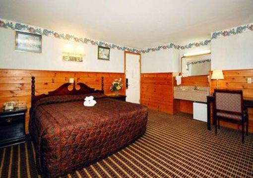 фото отеля Econo Lodge West Yarmouth