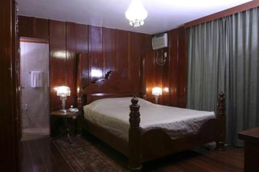 фото отеля Hotel Du Lac Macae