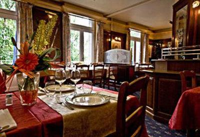фото отеля Best Western Le Duguesclin Hotel Saint-Brieuc