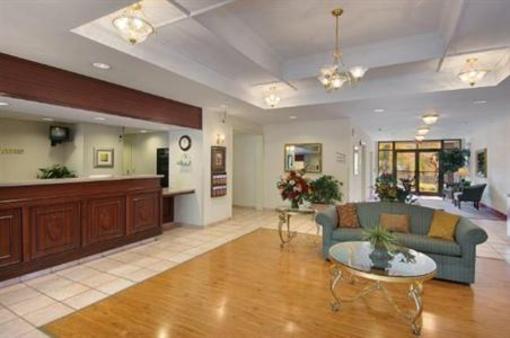 фото отеля Holiday Inn Express Brentwood South Franklin