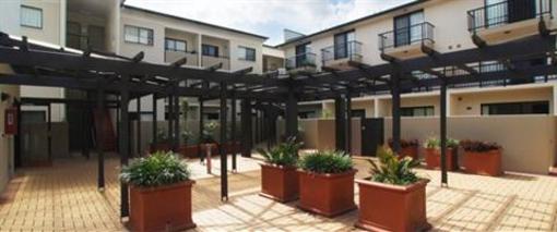 фото отеля Spring Hill Central Apartments Brisbane