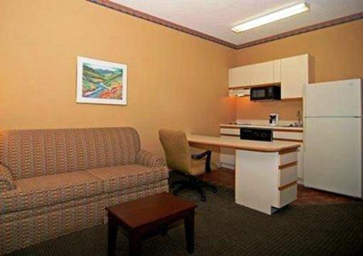 фото отеля Mainstay Suites Port Saint Lucie