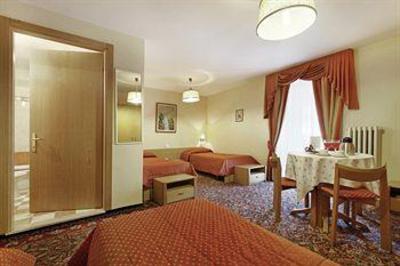 фото отеля Hotel Touring Predazzo