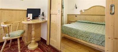 фото отеля Hotel Touring Predazzo