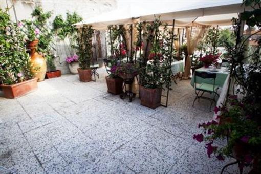 фото отеля La Terrazza Medioevale Hotel Viterbo