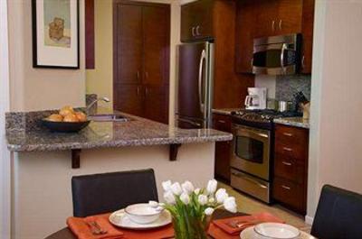 фото отеля Oakwood Apts Bellevue