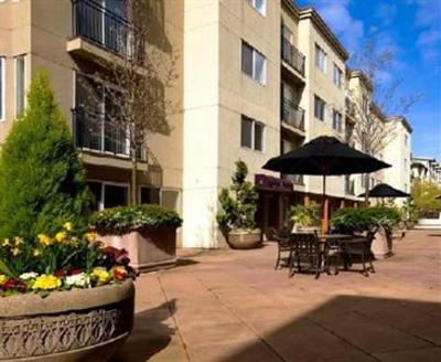 фото отеля Oakwood Apts Bellevue