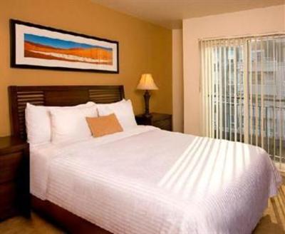 фото отеля Oakwood Apts Bellevue