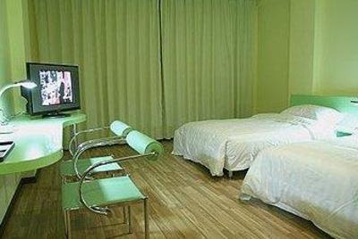 фото отеля Yuntel Inn (Kunming Xichang Road)