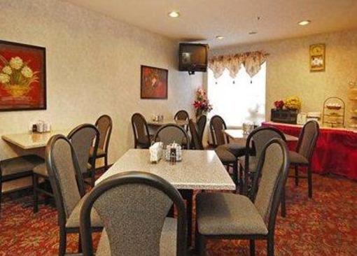 фото отеля Econo Lodge Pueblo
